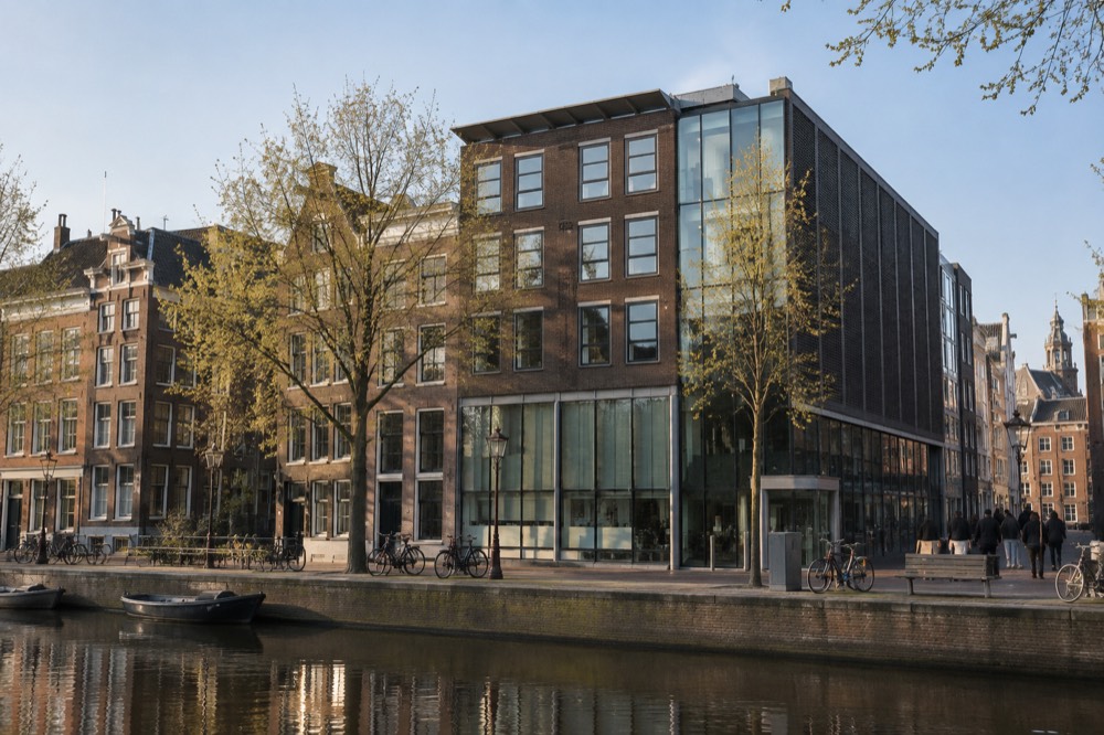 A street-level view of Anne Frank House on an ordinary weekday morning