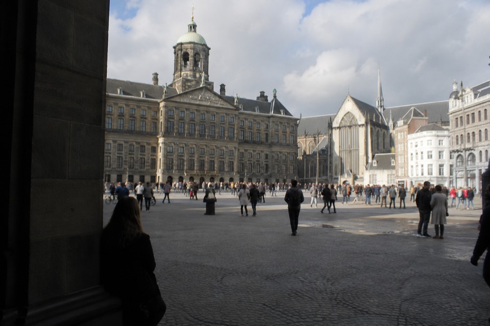 Late afternoon light on the buildings around Dam Square