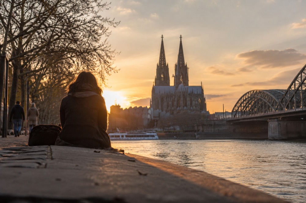 A street-level view of Cologne on an ordinary weekday morning