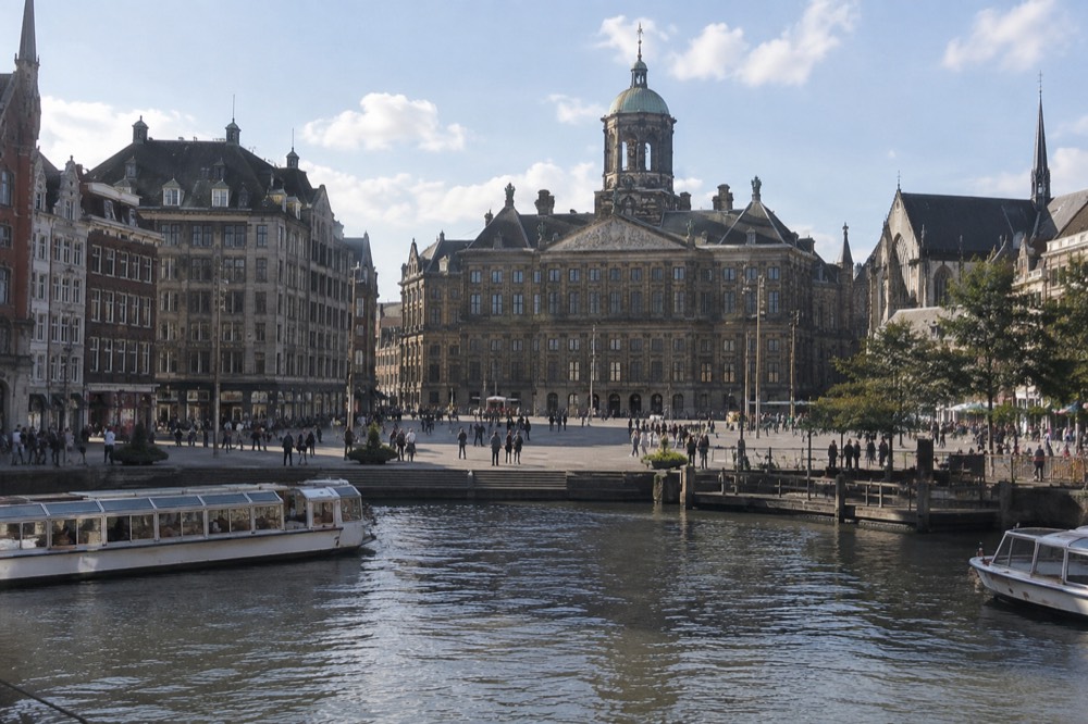 A wide view across the water towards Dam Square